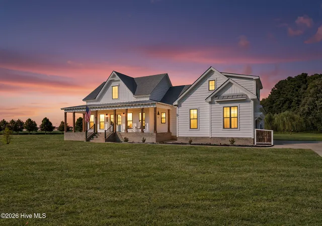 Photo 3 of Single family home for sale at 111 Artisan Wy, Moyock, NC 27958 | MLS# 100598940 | Listing updated on 2026-09-29