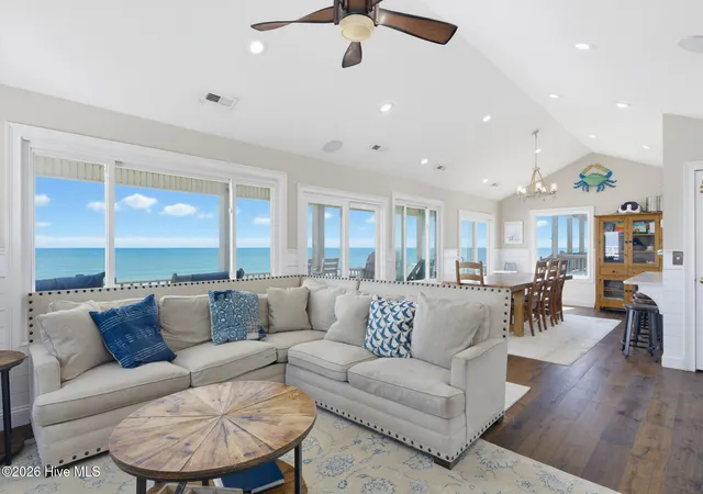 Photo 4 of Single family home for sale at 33 Porpoise Pl, N Topsail Beach, NC 28460 | MLS# 100586529 | Listing updated on 2026-08-24