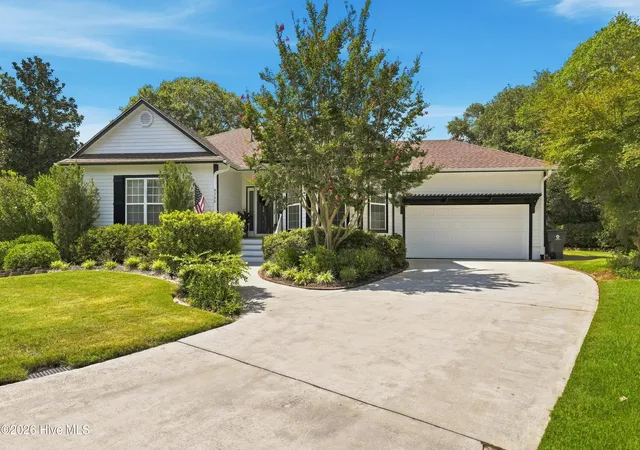 Photo 3 of Single family home for sale at 4155 Sheffield Pl Se, Southport, NC 28461 | MLS# 100596710 | Listing updated on 2026-09-19