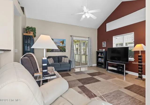 Photo 3 of Townhouse for sale at 3311 Belmont Cir, Wilmington, NC 28405 | MLS# 100594822 | Listing updated on 2026-10-02