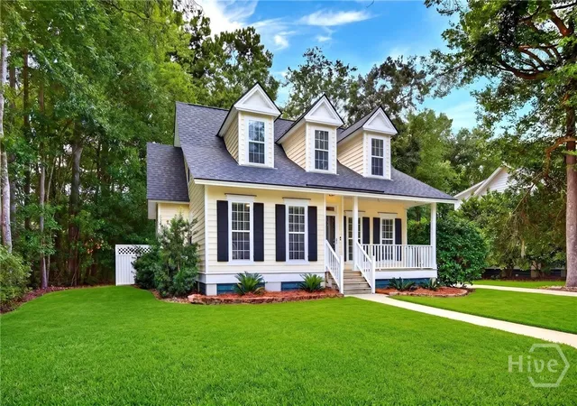 1st image of 19 Cottage Ct, Richmond Hill, GA 31324 | MLS# SA361089