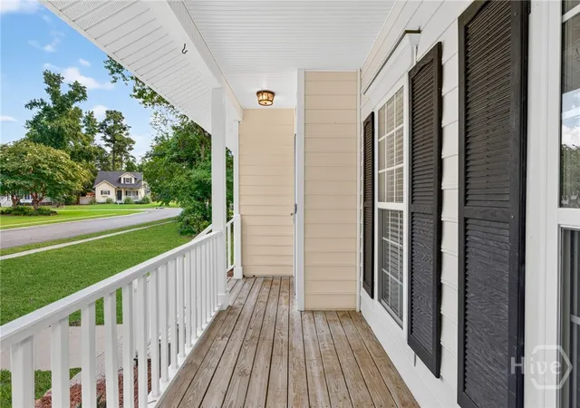 4th image of 19 Cottage Ct, Richmond Hill, GA 31324 | MLS# SA361089