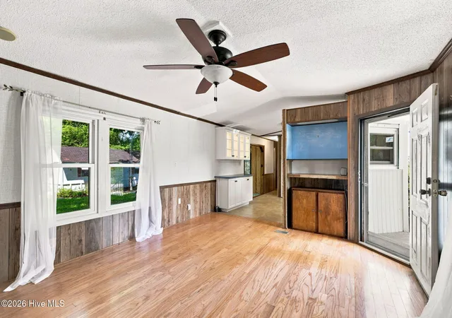 Photo 3 of Manufactured home for sale at 114 Lejeune Rd, Cape Carteret, NC 28584 | MLS# 100588127 | Listing updated on 2026-10-09