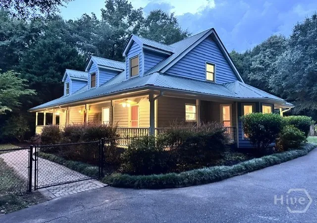 Photo 1 of Single family home for sale at 1010 Double Bridges Rd, Winterville, GA 30683 | MLS# CL362750 | Listing updated on 2026-09-02