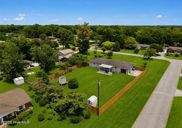 Photo 2 of Single family home for sale at 501 Long Leaf Acres Dr, Wilmington, NC 28405 | MLS# 100593177 | Listing updated on 2026-09-15