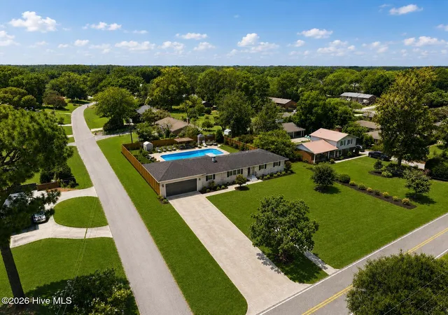 Photo 3 of Single family home for sale at 501 Long Leaf Acres Dr, Wilmington, NC 28405 | MLS# 100593177 | Listing updated on 2026-09-15