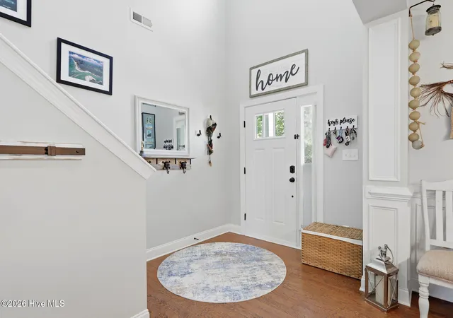 Photo 4 of Single family home for sale at 402 Canoe Ln, Swansboro, NC 28584 | MLS# 100589621 | Listing updated on 2026-09-13