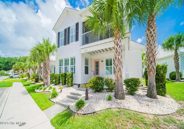 Photo 1 of Single family home for sale at 2051 Manor Parc Dr, Calabash, NC 28467 | MLS# 100595032 | Listing updated on 2026-09-17