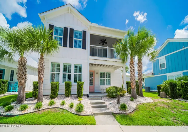 Photo 2 of Single family home for sale at 2051 Manor Parc Dr, Calabash, NC 28467 | MLS# 100595032 | Listing updated on 2026-09-17