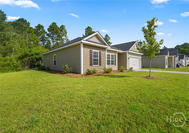 Photo 3 of Single family home for sale at 70 Glendale Ln, Hinesville, GA 31313 | MLS# SA362882 | Listing updated on 2026-09-07