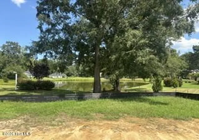 Photo 4 of Single family home for sale at 143 Firethorn Cir, Wallace, NC 28466 | MLS# 100594091 | Listing updated on 2026-08-25