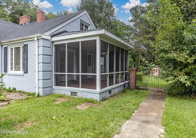 Photo 3 of Single family home for sale at 609 Beech St, Goldsboro, NC 27530 | MLS# 100554031 | Listing updated on 2026-08-24