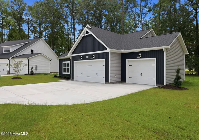 Photo 3 of Single family home for sale at 960 Rialto Ln, Ayden, NC 28513 | MLS# 100562090 | Listing updated on 2026-09-16