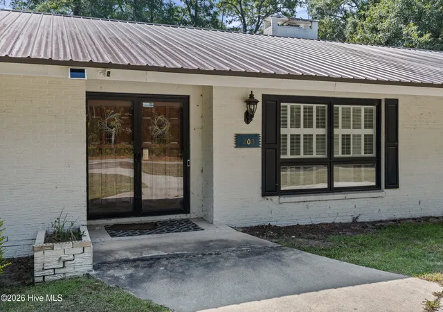 Photo 3 of Single family home for sale at 203 Helen St, Hampton, SC 29924 | MLS# 100593628 | Listing updated on 2026-08-26