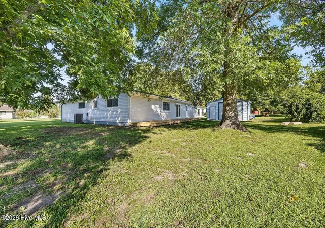 Photo 4 of Single family home for sale at 500 Emily Loop, Jacksonville, NC 28540 | MLS# 100598250 | Listing updated on 2026-10-08