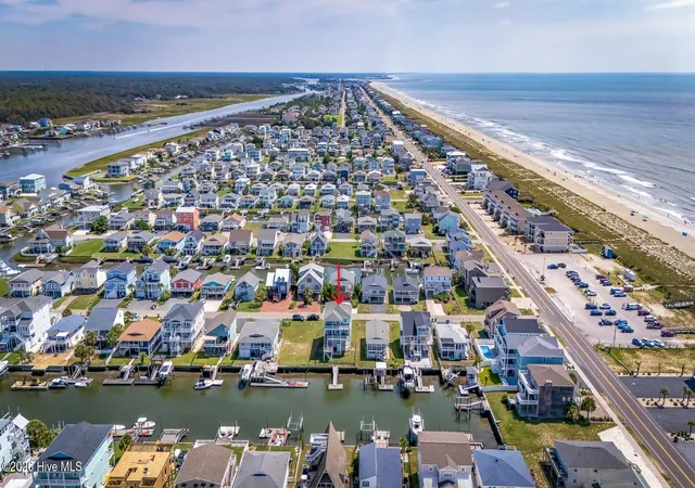 Photo 4 of Single family home for sale at 111 Durham St, Holden Beach, NC 28462 | MLS# 100599160 | Listing updated on 2026-08-28