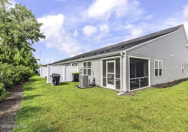 Photo 3 of Townhouse for sale at 2061 Parow Ln NW, Calabash, NC 28467 | MLS# 100597307 | Listing updated on 2026-10-29
