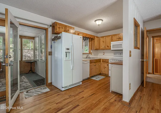 Photo 3 of Single family home for sale at 55 Laurel Spring Dr, Murphy, NC 28906 | MLS# 100598684 | Listing updated on 2026-09-30