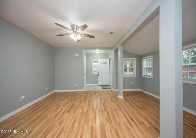 Photo 4 of Single family home for sale at 108 Whitehurst St, Elizabeth City, NC 27909 | MLS# 100597911 | Listing updated on 2026-08-29