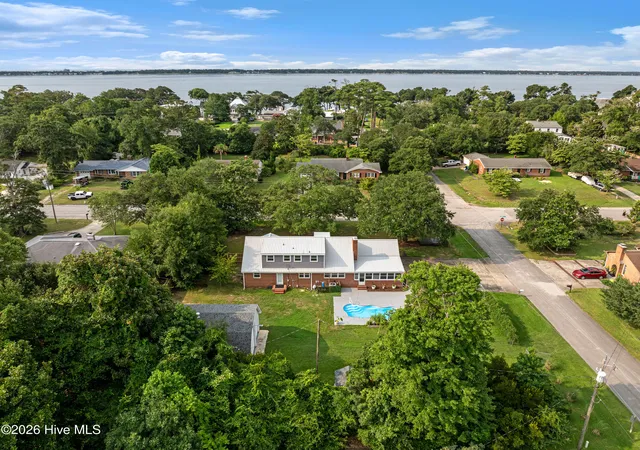 Photo 1 of Single family home for sale at 5010 Midyette Ave, Morehead City, NC 28557 | MLS# 100595665 | Listing updated on 2026-09-10
