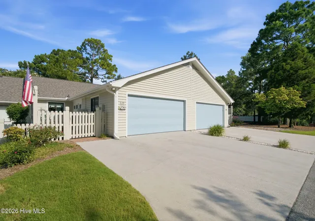Townhouse for sale at 329 N Cardinal Ext Dr, Wilmington, NC 28405 | MLS# 100597861
