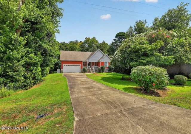 Photo 2 of Single family home for sale at 1730 Caracara Dr, New Bern, NC 28560 | MLS# 100597552 | Listing updated on 2026-09-20