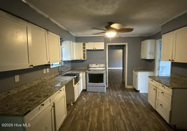 Photo 3 of Single family home for sale at 104 Foxhall St, Havelock, NC 28532 | MLS# 100590285 | Listing updated on 2026-08-21
