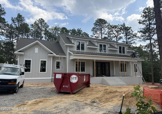 Photo 4 of Single family home for sale at 124 Saint Mellions Ct, Pinehurst, NC 28374 | MLS# 100543592 | Listing updated on 2026-08-18