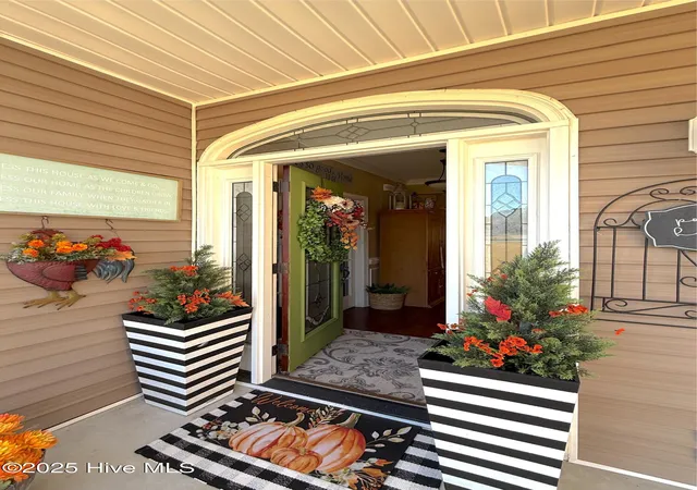 Photo 3 of Single family home for sale at 349 Barwick Dr, Washington, NC 27889 | MLS# 100540460 | Listing updated on 2026-08-27