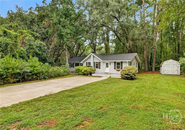 Photo 1 of Single family home for sale at 20 Vernonburg Rd, Savannah, GA 31419 | MLS# SA360779 | Listing updated on 2026-09-09