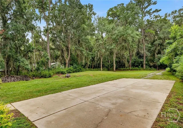Photo 3 of Single family home for sale at 20 Vernonburg Rd, Savannah, GA 31419 | MLS# SA360779 | Listing updated on 2026-09-09