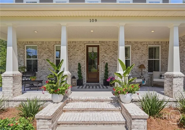 4th image of 109 Waldburg Wy, Richmond Hill, GA 31324 | MLS# SA363201