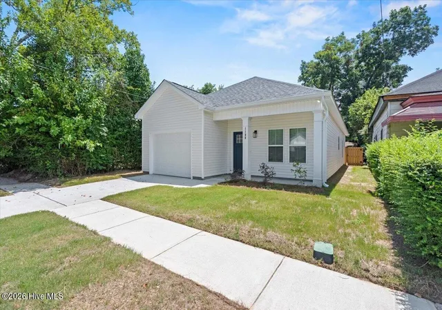 Photo 2 of Single family home for sale at 1108 Dugas St, Augusta, GA 30901 | MLS# 100578340 | Listing updated on 2026-09-14