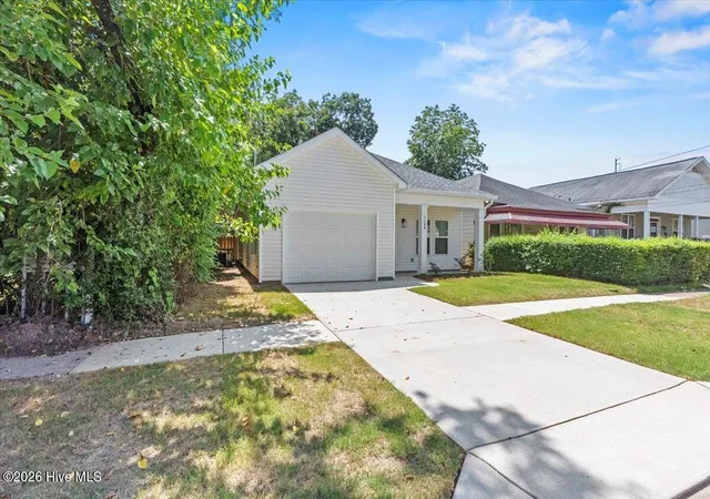 Photo 3 of Single family home for sale at 1108 Dugas St, Augusta, GA 30901 | MLS# 100578340 | Listing updated on 2026-09-14