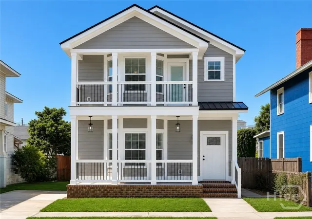Photo 1 of Single family home for sale at 615 E 38th Street, Savannah, GA 31401 | MLS# SA361857 | Listing updated on 2026-09-12