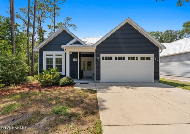 Photo 1 of Single family home for sale at 109 Nw 24th St, Oak Island, NC 28465 | MLS# 100598160 | Listing updated on 2026-08-30