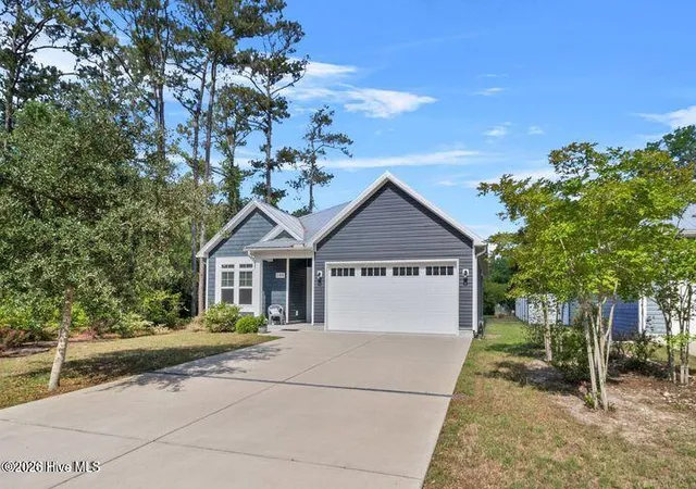 Photo 2 of Single family home for sale at 109 Nw 24th St, Oak Island, NC 28465 | MLS# 100598160 | Listing updated on 2026-08-30