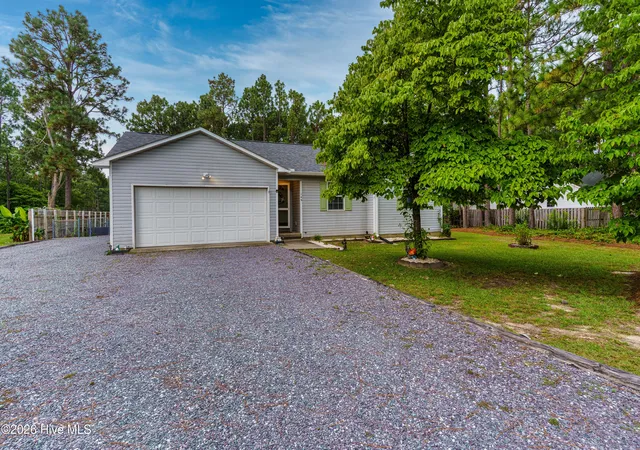 Photo 2 of Single family home for sale at 149 Forest Pl, Aberdeen, NC 28315 | MLS# 100599031 | Listing updated on 2026-08-31