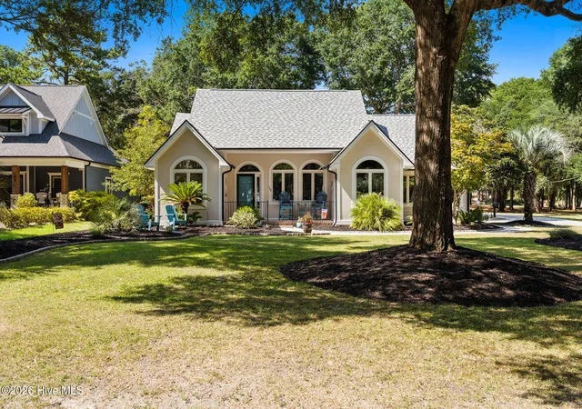 Photo 3 of Single family home for sale at 103 Olde Oak Ln, Sunset Beach, NC 28468 | MLS# 100597574 | Listing updated on 2026-09-17