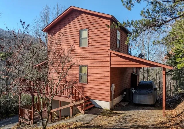 Photo 2 of Single family home for sale at 97 Sourwood Holw, Murphy, NC 28906 | MLS# 98539737 | Listing updated on 2026-08-27