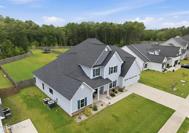 Photo 3 of Single family home for sale at 105 Tundra Trl, Swansboro, NC 28584 | MLS# 100589214 | Listing updated on 2026-08-24