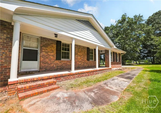 Photo 4 of Single family home for sale at 9036 Highway 72 W, Hull, GA 30646 | MLS# CL363115 | Listing updated on 2026-08-21