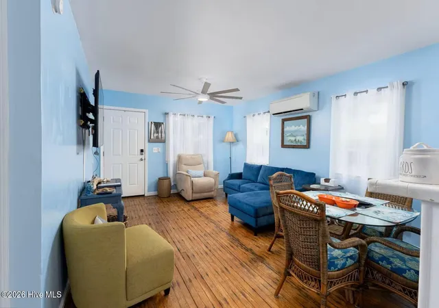 Listing Photo 4 - Condo for sale in building located at 710 Canal Dr, Carolina Beach, NC 28428