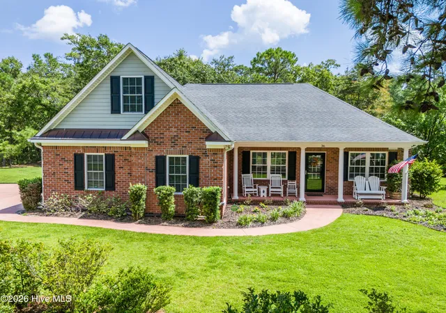 Photo 1 of Single family home for sale at 36 Beaumont Cir, Hampstead, NC 28443 | MLS# 100597830 | Listing updated on 2026-09-20