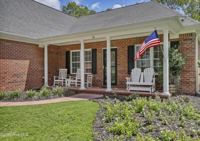 Photo 3 of Single family home for sale at 36 Beaumont Cir, Hampstead, NC 28443 | MLS# 100597830 | Listing updated on 2026-10-07