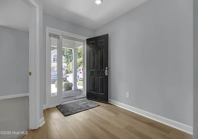 Photo 3 of Townhouse for sale at 6211 Wrightsville Ave #129, Wilmington, NC 28403 | MLS# 100594016 | Listing updated on 2026-08-27