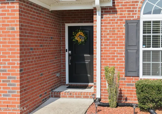 Photo 3 of Townhouse for sale at 2120 Remington Ct #B, Greenville, NC 27834 | MLS# 100598291 | Listing updated on 2026-09-13