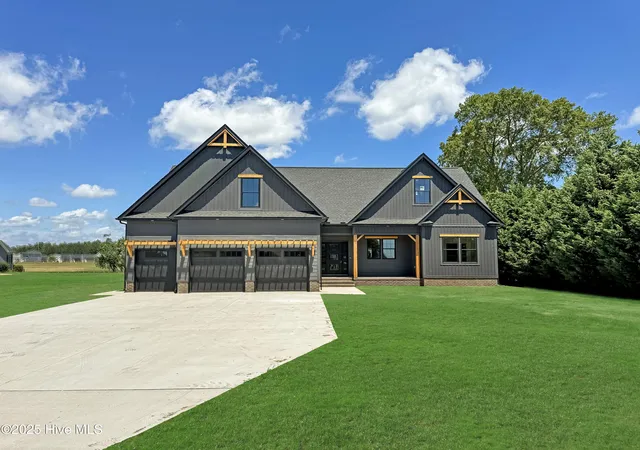 Photo 1 of Single family home for sale at 2224 Yawl St, Elizabeth City, NC 27909 | MLS# 100539869 | Listing updated on 2026-08-18