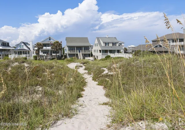 Photo 4 of Single family home for sale at 214 E Boardwalk Blvd, Atlantic Beach, NC 28512 | MLS# 100596429 | Listing updated on 2026-09-09
