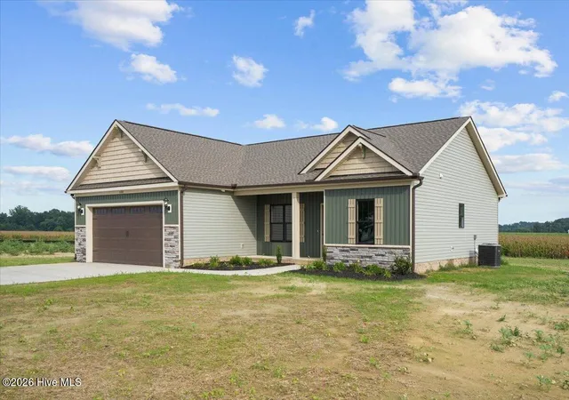 Photo 3 of Single family home for sale at 100 James Price Rd, Seven Springs, NC 28578 | MLS# 100580557 | Listing updated on 2026-09-11